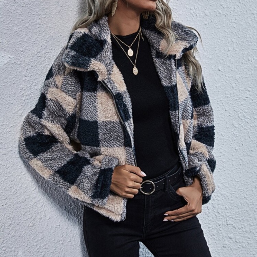 SHEIN Plaid Print ZipUp Drop Shoulder Teddy Jacket